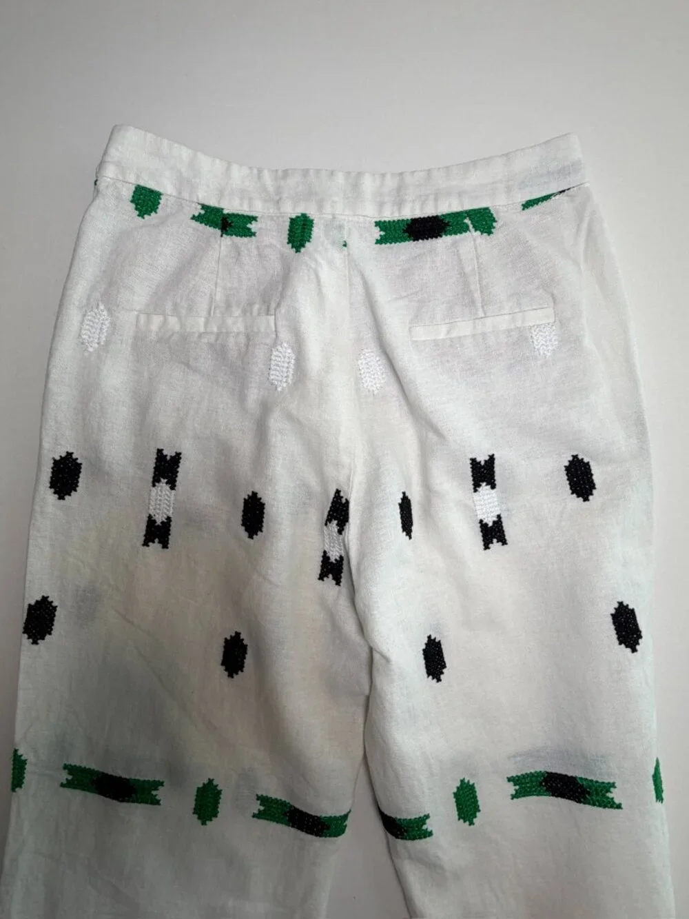 ZARA Embroidered Linen Cropped Pants Ivory Small